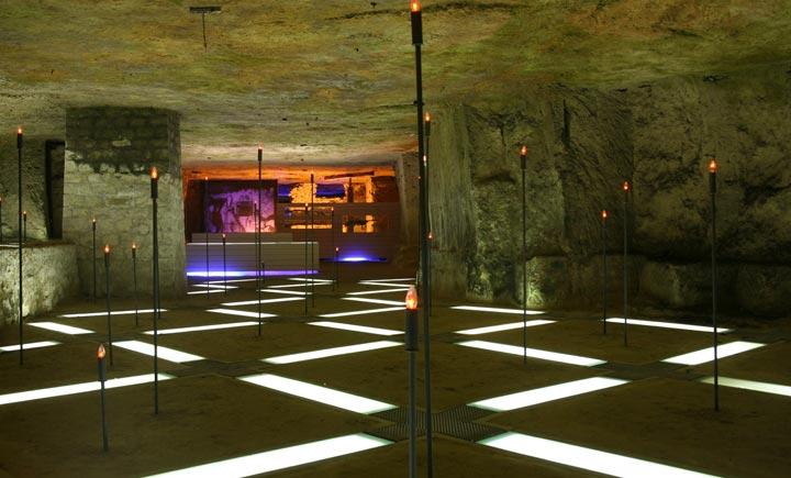 An unmissable stop on the Remembrance Trail, visit the underground Caverne du Dragon