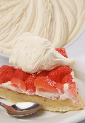 The famous crème Chantilly is even more delicious when you eat it where it was created...