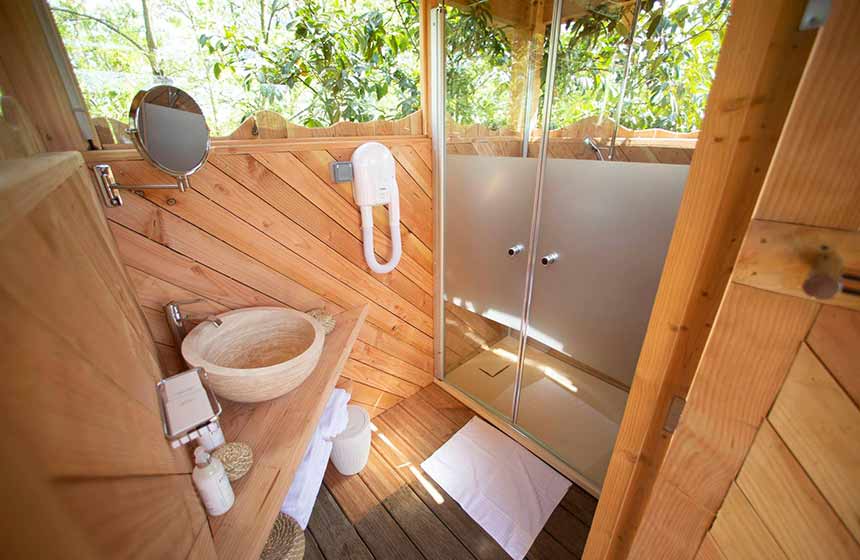 Shower with a view in the treehouse at Le Bois de Rosoy near Disneyland Paris, France