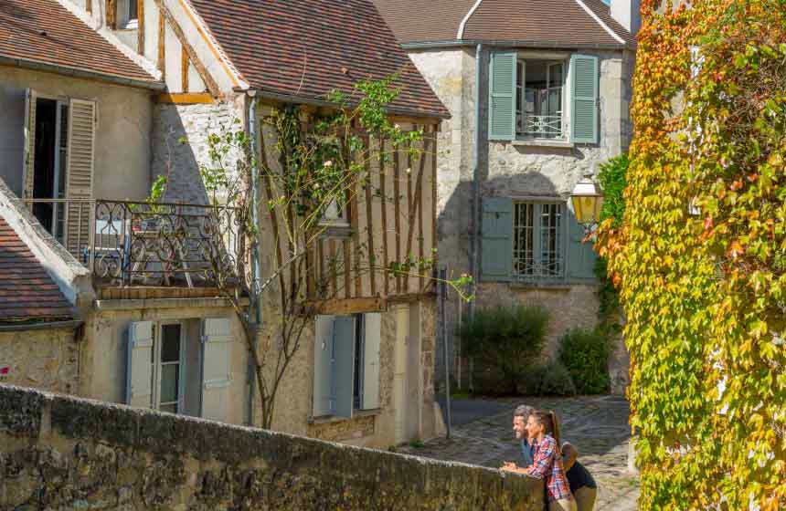 Enjoy a wander around the picturesque medieval town of Senlis nearby