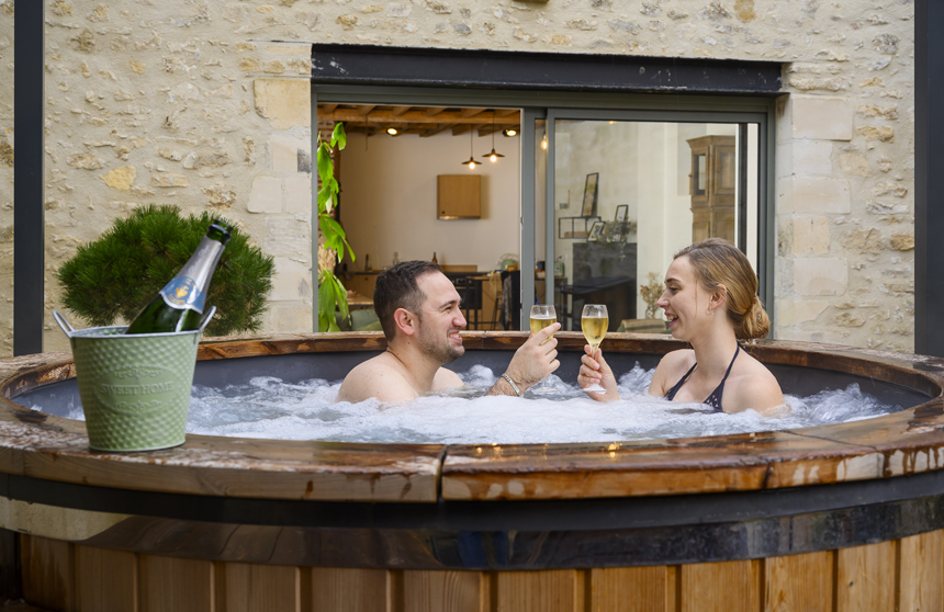 Enjoy rest and relaxation in the Nordic hot tub at Gite la Grange near Laon and Reims