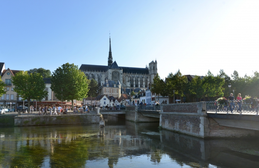 Admire Amiens’ Cathedral from a café terrace in the old town, Saint-Leu