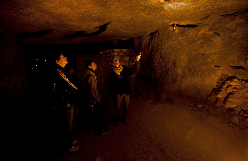 Visit the nearby « Caverne du Dragon », a quarry converted into undergrounds barracks by German soldiers during WWI