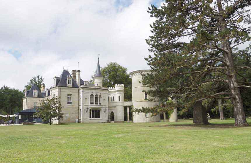 Château de Breuil - Bruyères et Montbérault, Northern France