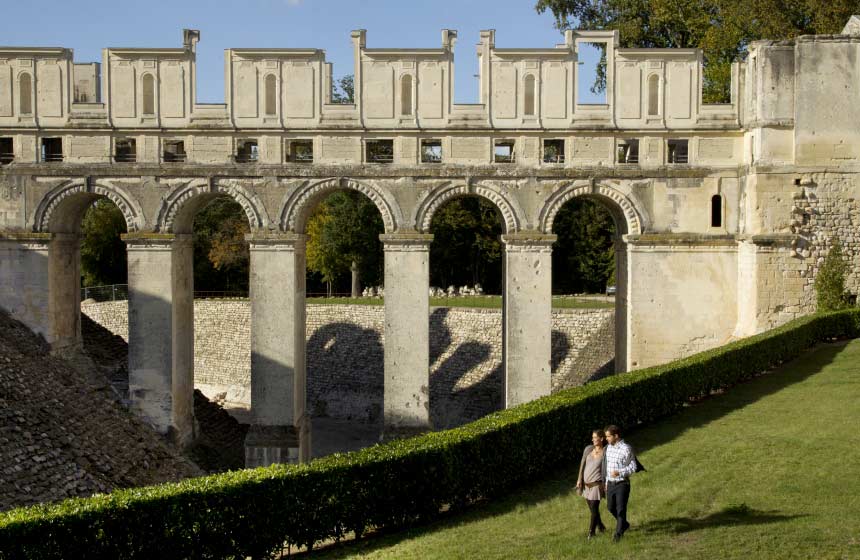 Château de Fère - Stroll hand in hand among ruins - Fère en Tardenois