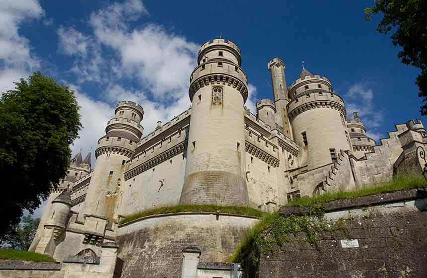 Chateau de Pierrefonds is just 20 minutes' drive from the family-friendly gite