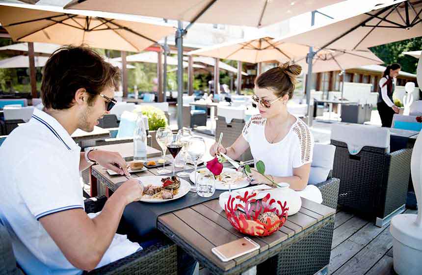 Fine alfresco wining and dining at Domaine-de-Barive