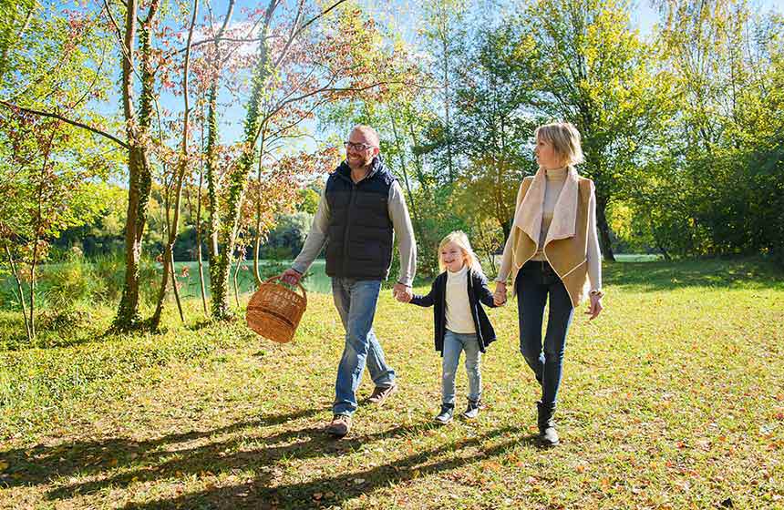 Far from the demands of hectic daily life, here's your chance to enjoy quality family time just 1 hour and 15 minutes from Paris