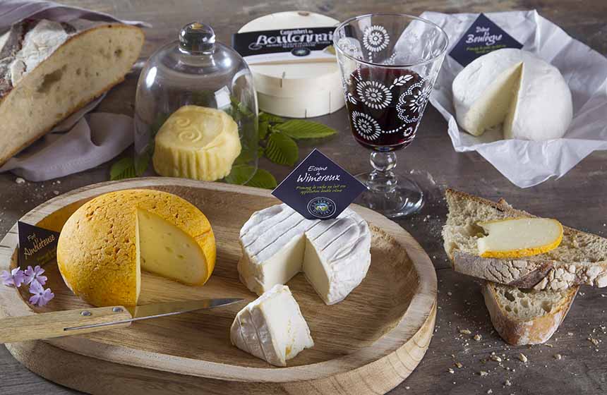 Chateau Cléry takes pride in using only the finest produce from Hauts de France including cheese from nearby Ferme du Vert at breakfast and dinner