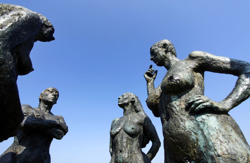 Look out for these stunning sculptures in Gravelines. They’re the work of famous Northern France sculptor Charles Gadenne