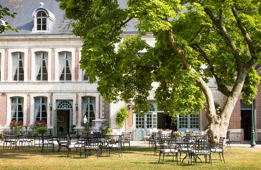 Garden view of La Chartreuse du Val St-Esprit hotel, Gosnay, Northern France