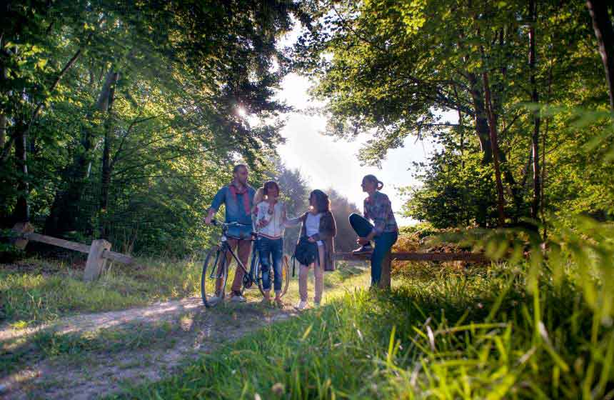 Precious time with the family in the Compiègne Forest