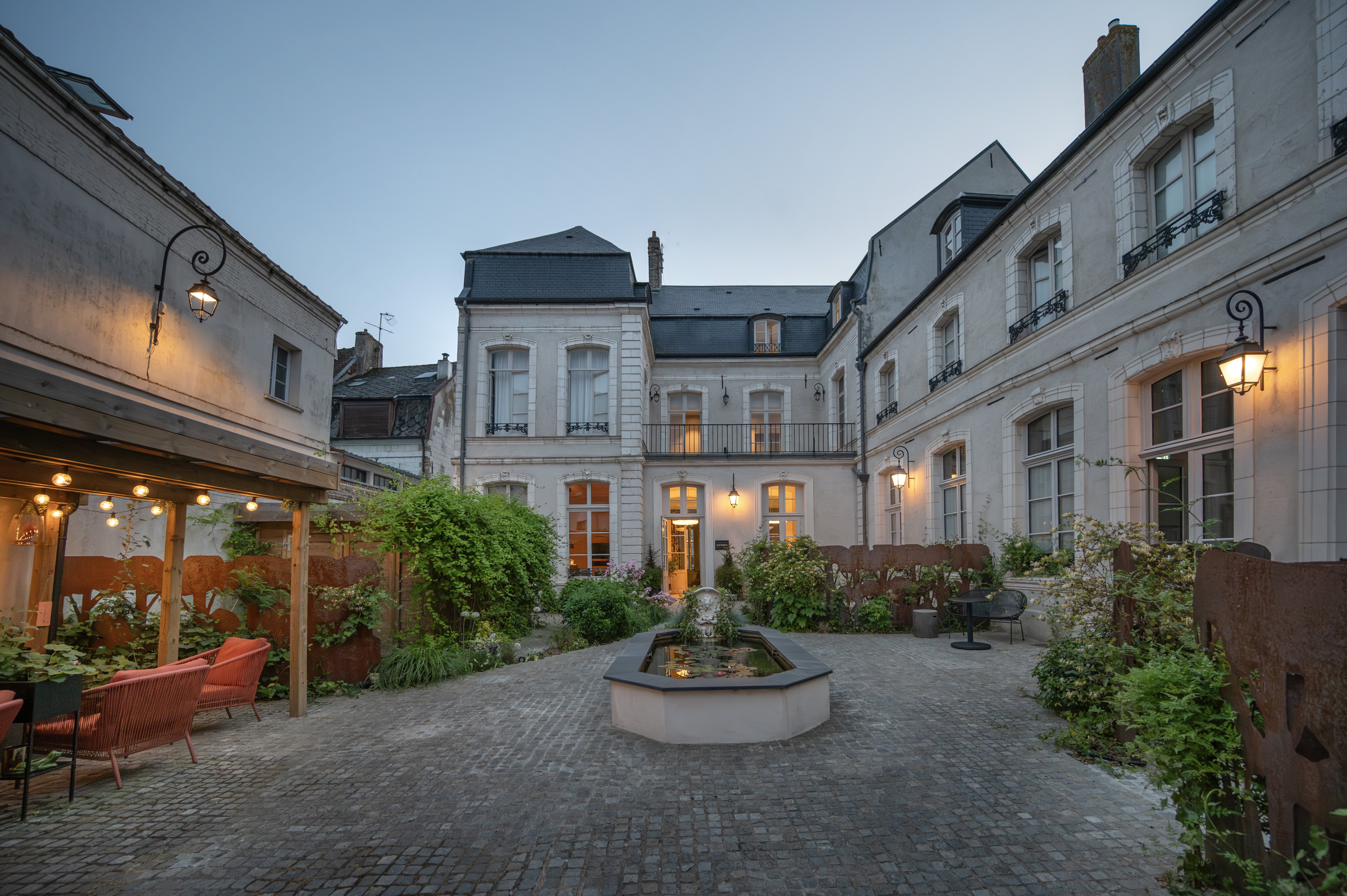 Hôtel Loysel Le Gaucher, a stunning chateau-hotel at the heart of charming Montreuil-sur-Mer near Le Touquet