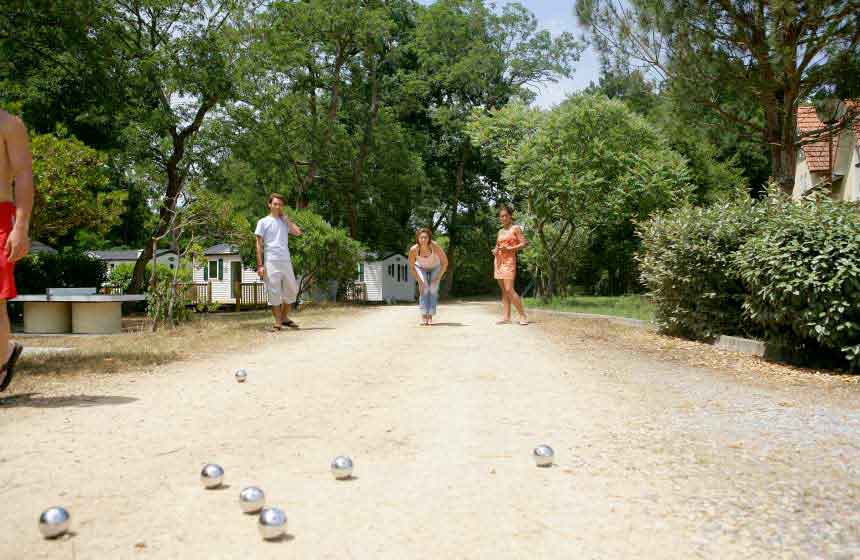 Enjoy the traditional French game of 'petanque' (boules) at Camping de la Trye campsite near Beauvais