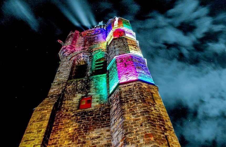 The illuminated belfry on Béthune's main square