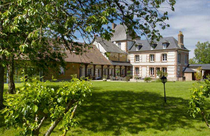 Domaine du Lieu Dieu, a truly unusual place to stay in France near the A28 motorway and the Somme Bay in northern France