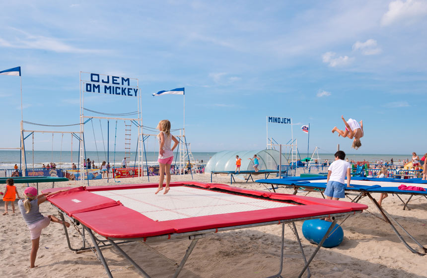 Summertime in Le Touquet means kids beach clubs (and a chance for parents to relax on the sand!)