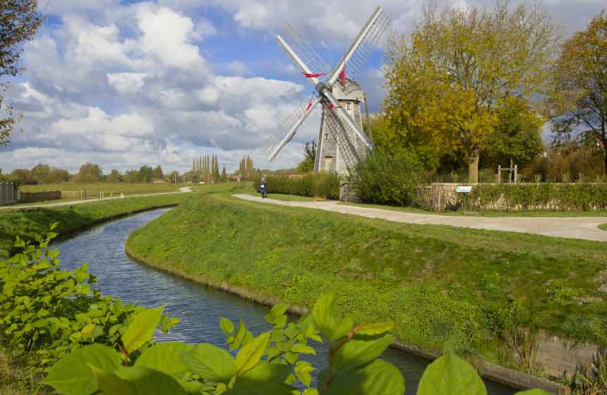 The windmills around Saint-Omer