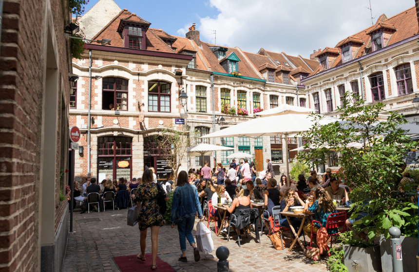The charming Place des oignons, a nice hidden gem in Lille's old town 