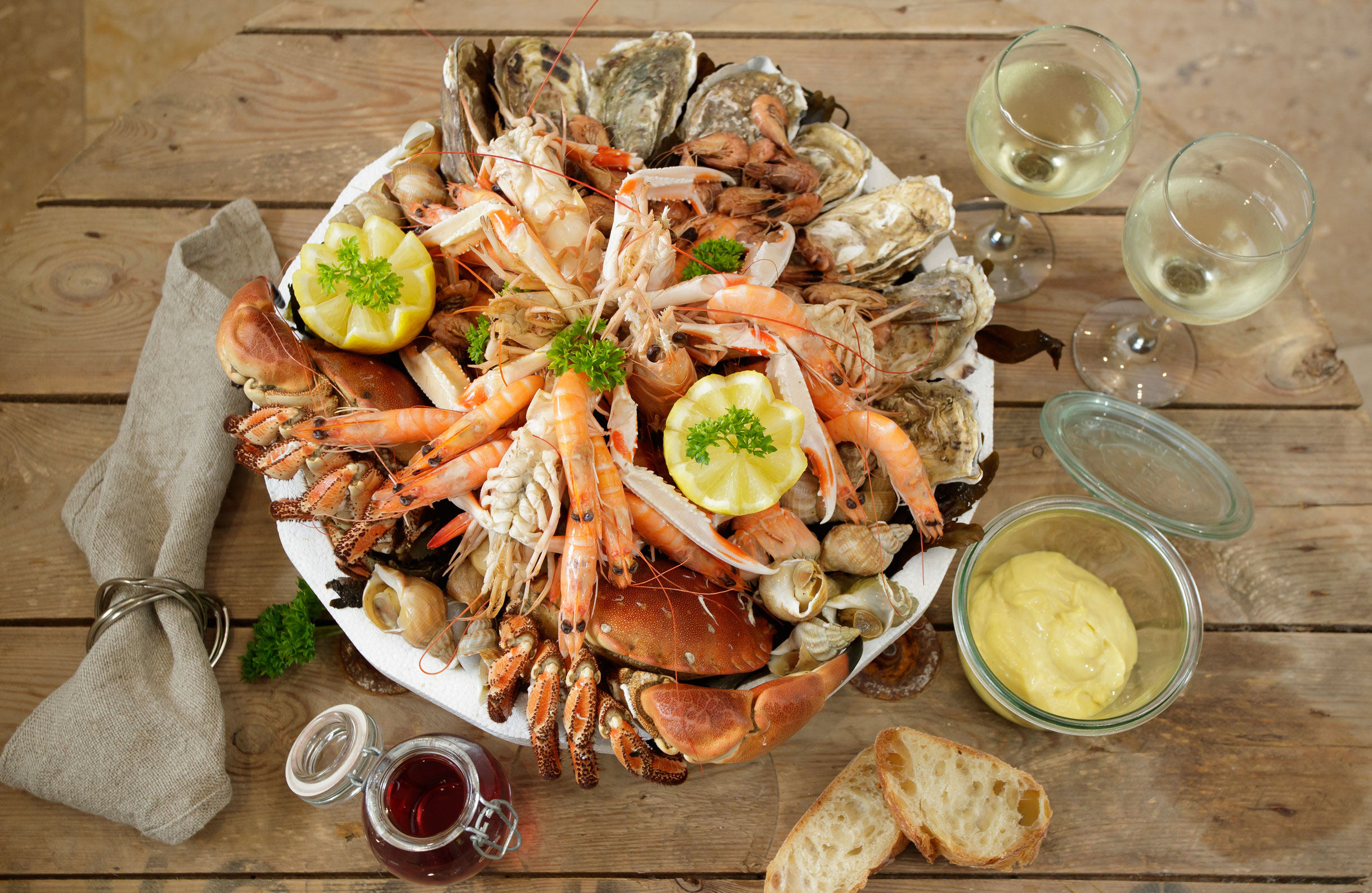 A mouthwatering seafood platter is included in your stay at Le Clos de Marenla cottage in Northern France