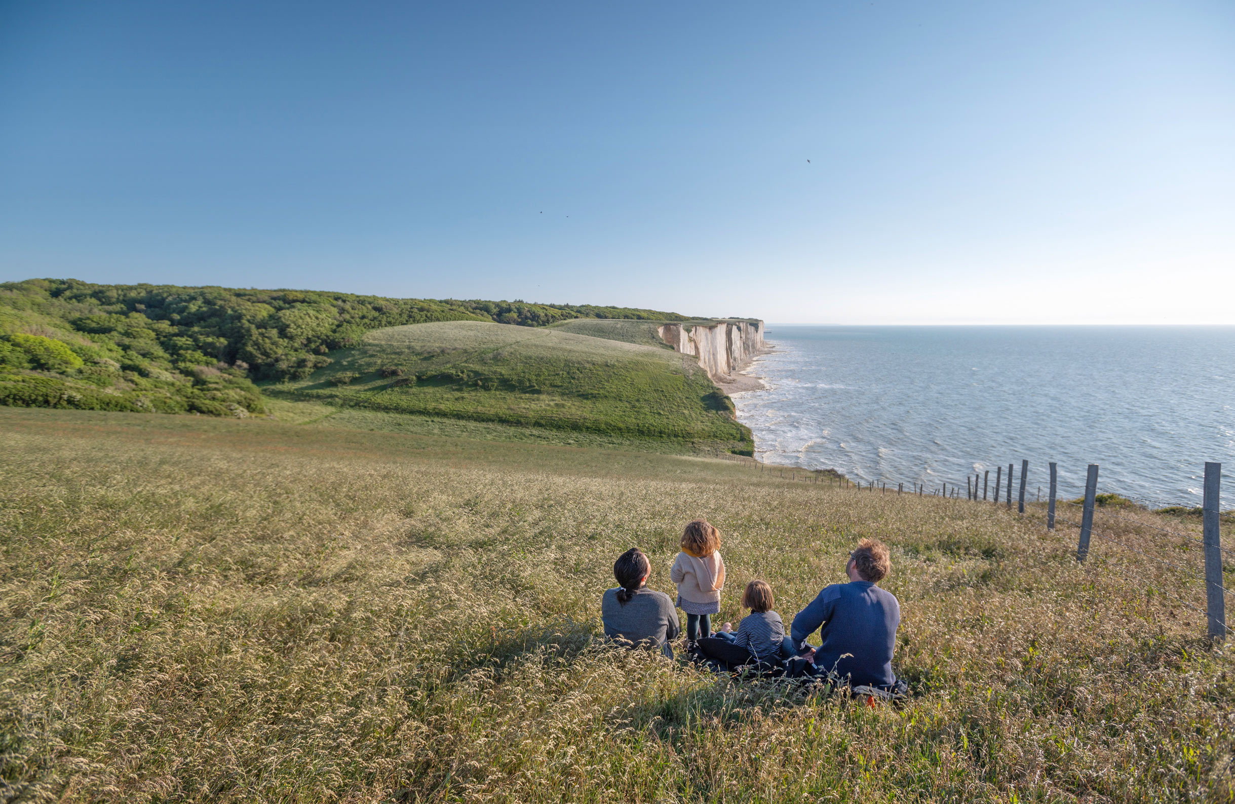 Clifftop views and energising on the nearby beaches