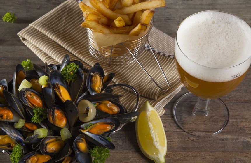 Try some local specialities on your romantic weekend break in Northern France including moules-frites (mussels and chips) paired with a good, local beer