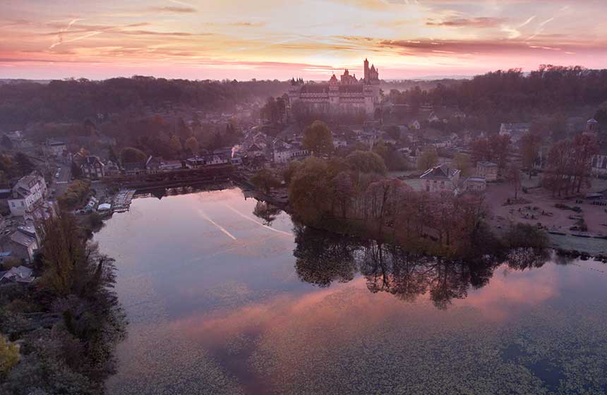 Fairytale Pierrefonds Castle near Cabanes de La Réserve is a major local landmark and sight to behold