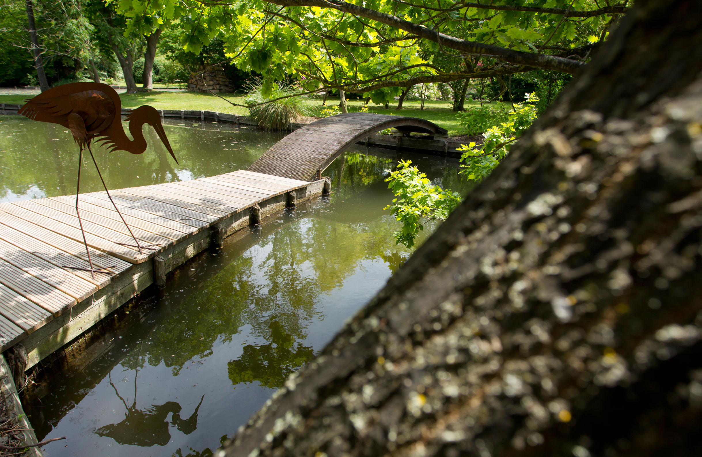 Relax in the Amiens holiday cottage’s garden – a peaceful haven at the heart of the Hortillonnages floating gardens