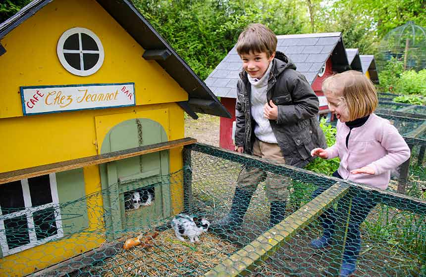 There’s rabbit racing at ‘Potager des Princes’ in Chantilly!