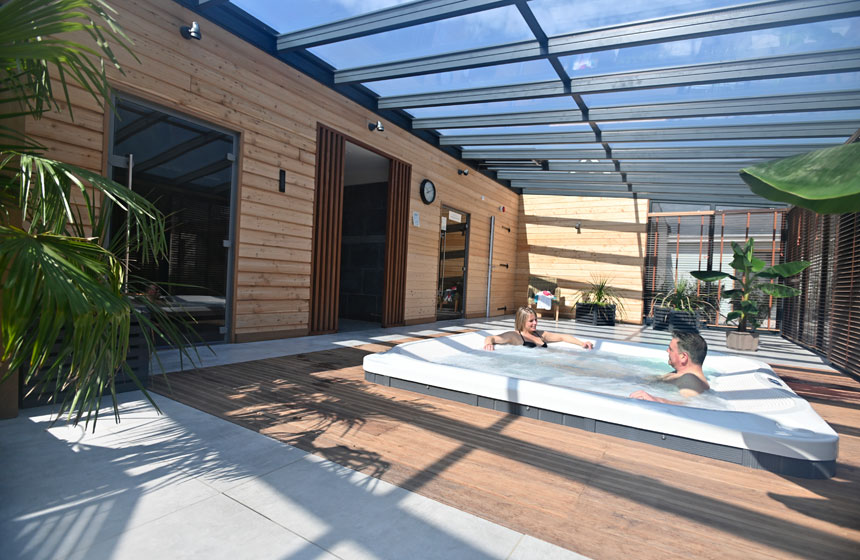 The Jacuzzi in the spa at the Domaine de Diane, Quend-Plage