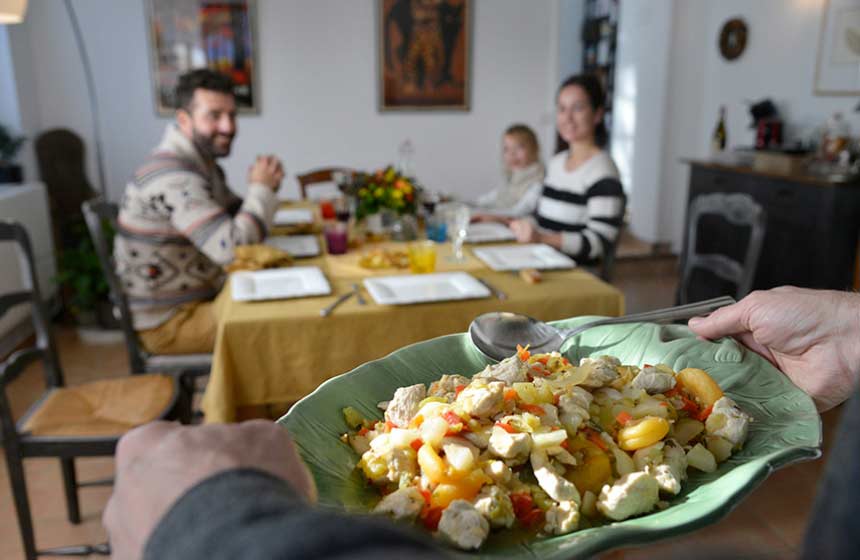 And at Northern France’s Les Hauts de Pierrefonds bed and breakfast, you can dine in too!