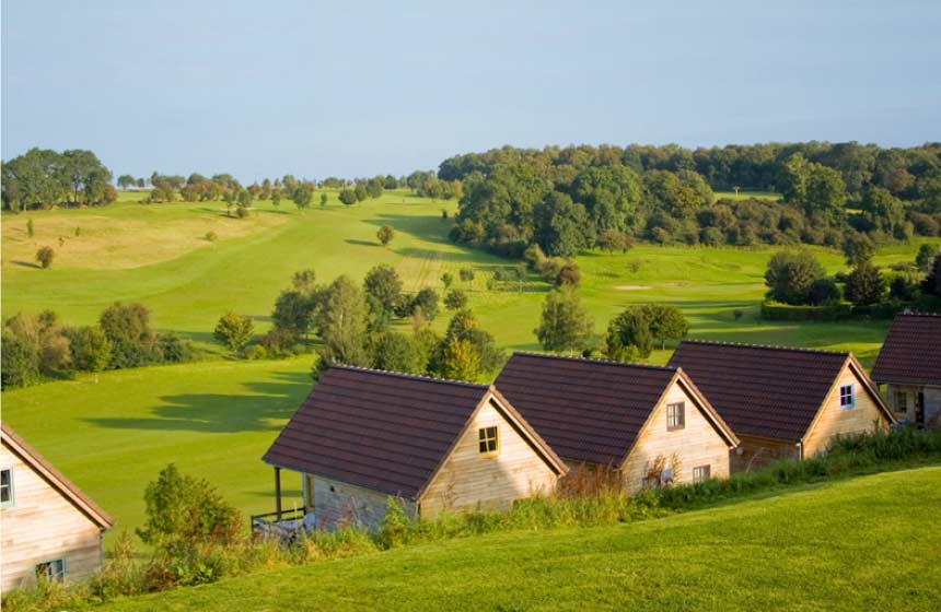 Country cottage at the family-friendly resort Domaine du Val, northern France