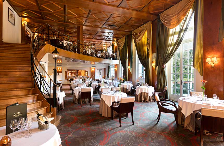 No need to dine out when the chateau has its very own chic restaurant on site – the ‘Vilargène’