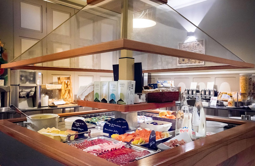 Enjoy a full French breakfast at the Best Western Hotel Ile de France