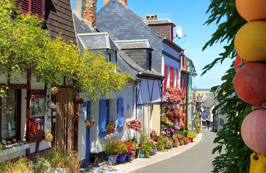 Saint-Valery-sur-Somme, known for the charm of its colourful fishermen’s cottages in bloom