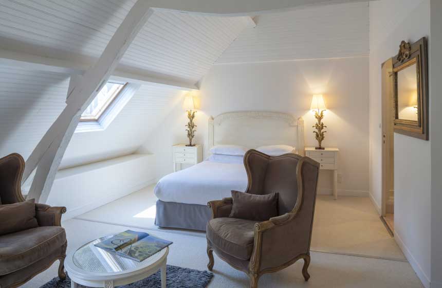 One of the ‘Détente’ rooms at Ferme du Vert hotel. It translates as ‘relaxation’ ‒ you’ll soon see why!