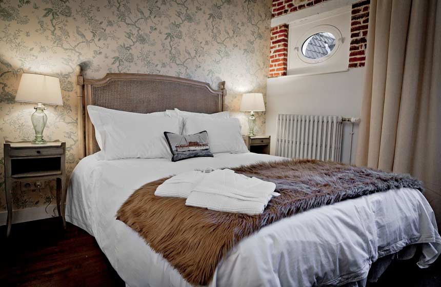 Bedroom, Maison 76, Montreuil-sur-Mer, Hauts de France