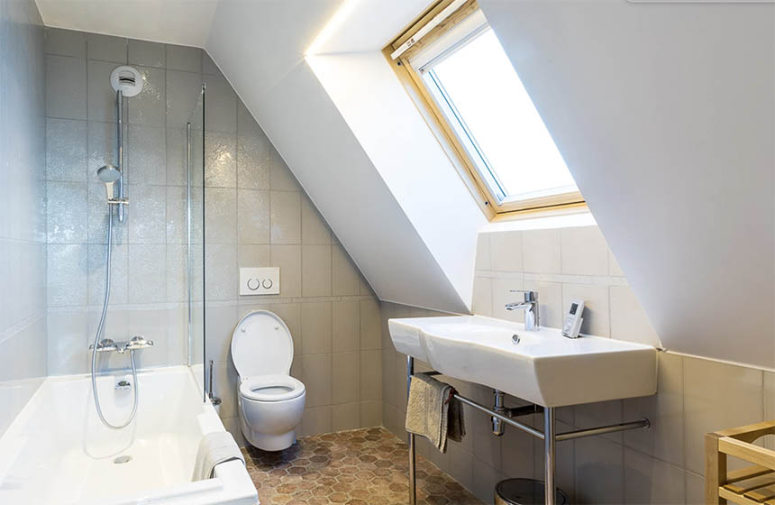 Each of the 5 bedrooms at the gite has its own bathroom