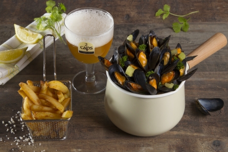 immerse yourself in the french art de vivre try the mussels and chips in Calais _ visit France