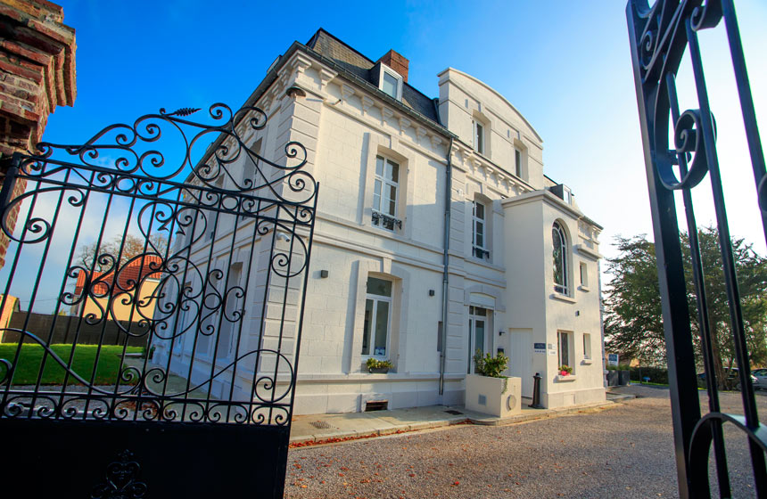 Enjoy luxury, charm and chateau vibes at Saint Valery sur Somme’s Hotel Echappée en Baie 