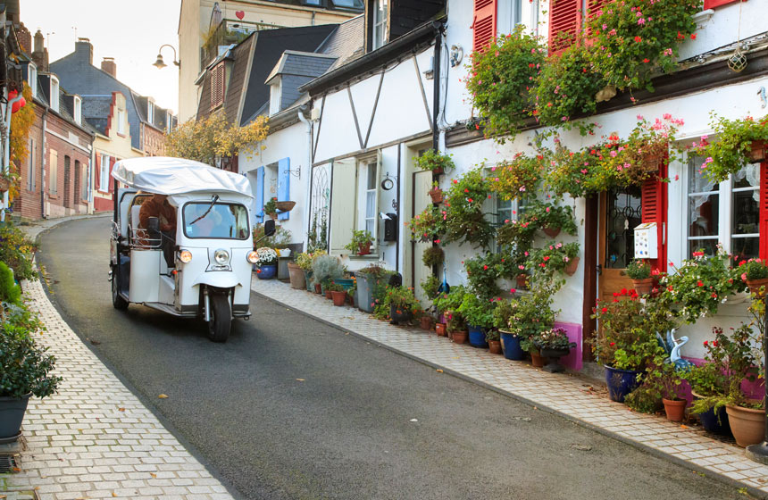 For something a little different, why not explore Saint-Valery-sur-Somme on a tuk-tuk tour!